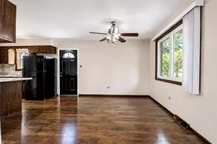 11824 S Leclaire Ave, Alsip, IL 60803 - Photo 6