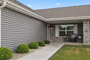 4479 Squaw Vly Dr, Loves Park, IL 61111 - Photo 4