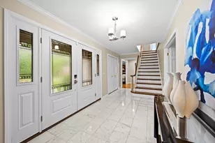 150 N Suffolk Ln, Lake Forest, IL 60045 - Photo 6