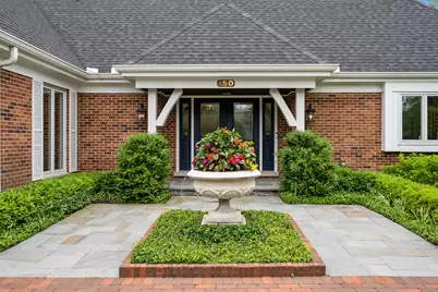 150 N Suffolk Lane, Lake Forest, IL 60045 - Photo 2
