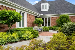 150 N Suffolk Ln, Lake Forest, IL 60045 - Photo 34