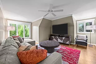 150 N Suffolk Ln, Lake Forest, IL 60045 - Photo 24