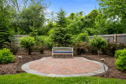 150 N Suffolk Lane, Lake Forest, IL 60045 - Photo 30