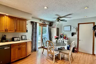 31875 E Thome Rd, Rock Falls, IL 61071 - Photo 6