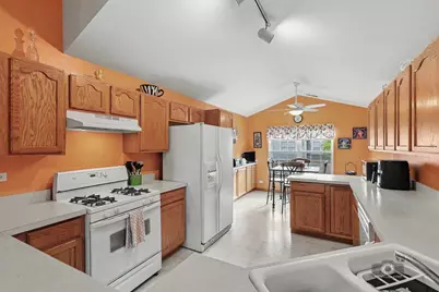 2258 Scott Lane #2258, Aurora, IL 60502 - Photo 12