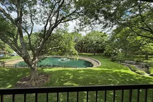 140 E Fountainview Ln, Lombard, IL 60148 - Photo 12