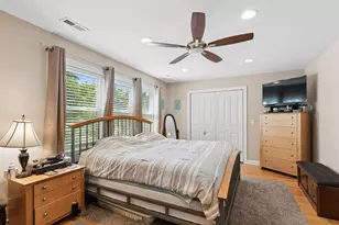5230 N McVicker Ave, Chicago, IL 60630 - Photo 14