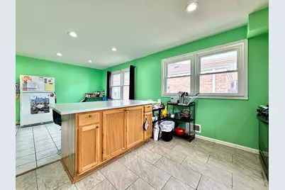 3842 W Argyle Street, Chicago, IL 60625 - Photo 8