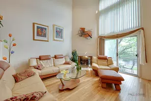 73 Woodstone Dr, Buffalo Grove, IL 60089 - Photo 6
