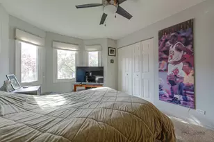 73 Woodstone Dr, Buffalo Grove, IL 60089 - Photo 22