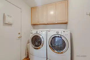 73 Woodstone Dr, Buffalo Grove, IL 60089 - Photo 18