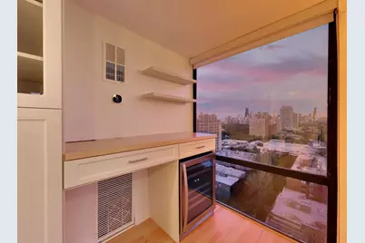 345 W Fullerton Parkway #1905, Chicago, IL 60614 - Photo 18