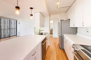 345 W Fullerton Pkwy, Chicago, IL 60614 - Photo 16