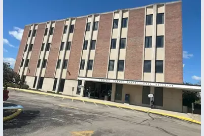 200 E Willow Avenue #203, Wheaton, IL 60187 - Photo 2