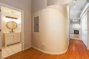 1000 E 53rd St, Chicago, IL 60615 - Photo 2