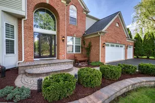 12308 Blue Iris Ln, Plainfield, IL 60585 - Photo 6