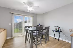 2394 Caton Crest Dr, Crest Hill, IL 60403 - Photo 6