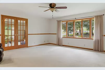 1952 Larod Drive, Dixon, IL 61021 - Photo 16