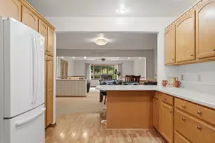 1952 Larod Dr, Dixon, IL 61021 - Photo 10