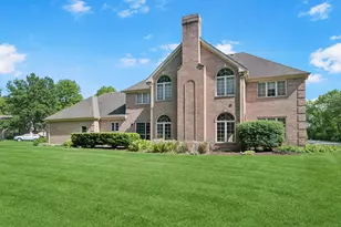 130 N Buckingham Dr, Sugar Grove, IL 60554 - Photo 32