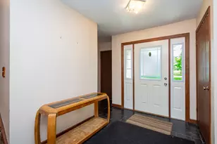 40581 N Sunset Dr, Antioch, IL 60002 - Photo 2