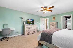 9352 S Ridgeway Ave, Evergreen Park, IL 60805 - Photo 14