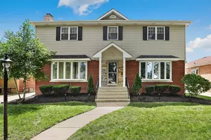 9352 S Ridgeway Ave, Evergreen Park, IL 60805 - Photo 1