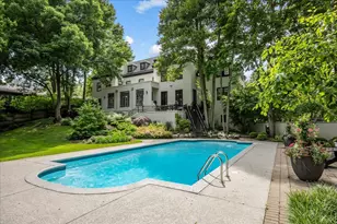 605 Arbor Vitae Rd, Winnetka, IL 60093 - Photo 2