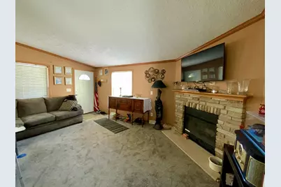 3 Maple Lane, Sandwich, IL 60548 - Photo 2