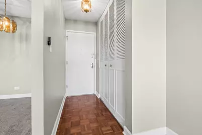 4623 N Chester Avenue #307, Chicago, IL 60656 - Photo 2