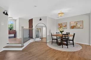 1753 Plymouth Ct, Wheaton, IL 60189 - Photo 4