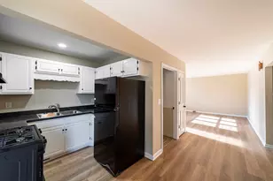 416 S Ben St, Plano, IL 60545 - Photo 8