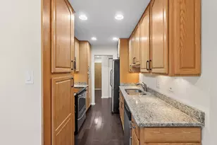 701 Forum Square, Glenview, IL 60025 - Photo 6
