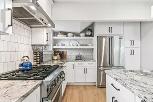 843 N East Ave, Oak Park, IL 60302 - Photo 8