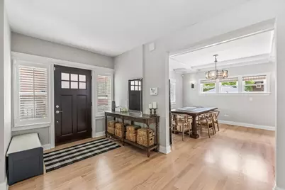 843 N East Avenue, Oak Park, IL 60302 - Photo 2