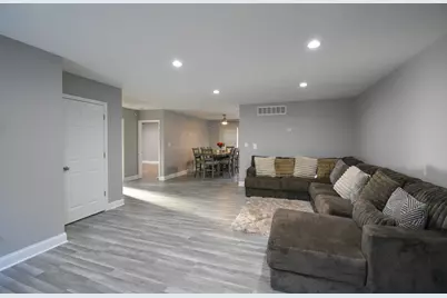 36 159th Street, Calumet City, IL 60409 - Photo 4