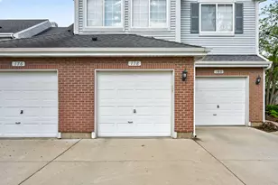 178 Cripple Creek Ct, Schaumburg, IL 60194 - Photo 2
