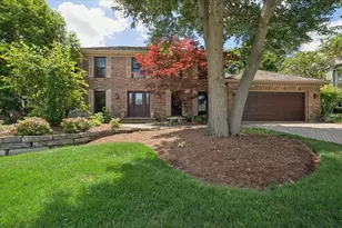 1145 Furlong Dr, Libertyville, IL 60048 - Photo 1