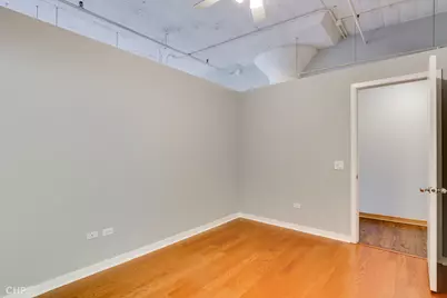 333 W Hubbard Street #412, Chicago, IL 60654 - Photo 12