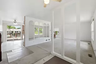 310 Crestwood Ct, Algonquin, IL 60102 - Photo 2