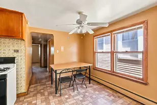 6842 S Campbell Ave, Chicago, IL 60629 - Photo 12