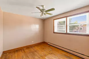 6842 S Campbell Ave, Chicago, IL 60629 - Photo 16