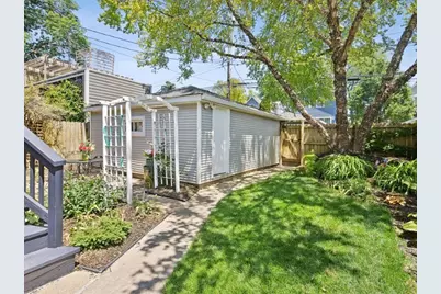 4035 N Albany Avenue, Chicago, IL 60618 - Photo 6