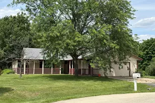 11128 Cedarbrook Rd, Roscoe, IL 61073 - Photo 1