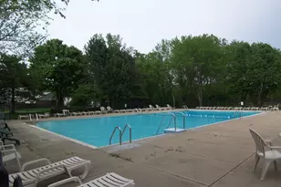 902 Oak Valley Dr, Cary, IL 60013 - Photo 22