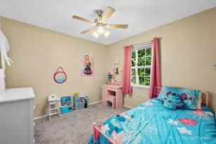 902 Oak Valley Dr, Cary, IL 60013 - Photo 20