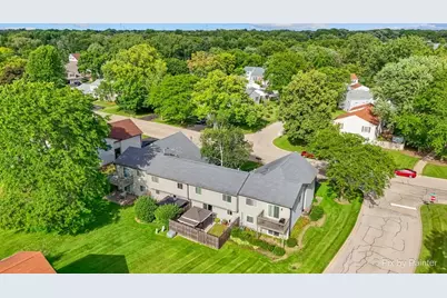 902 Oak Valley Drive, Cary, IL 60013 - Photo 24