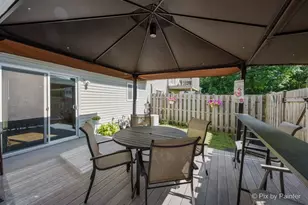 902 Oak Valley Dr, Cary, IL 60013 - Photo 12