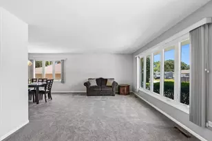 4919 153rd St, Oak Forest, IL 60452 - Photo 2
