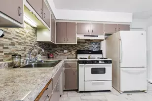 4919 153rd St, Oak Forest, IL 60452 - Photo 8